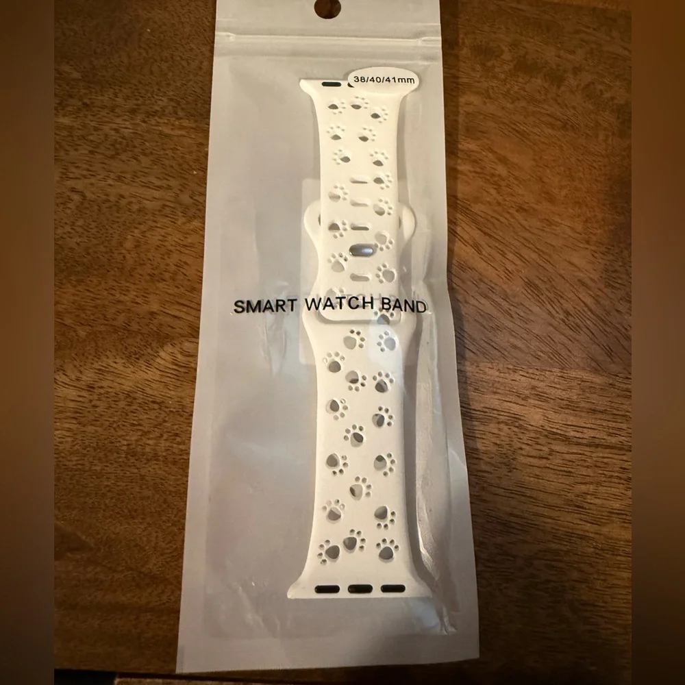 🐾 NWT! Apple watch strap/band. Silicone